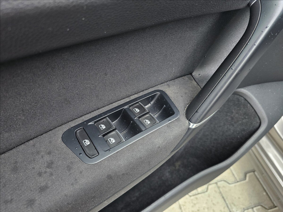 Volkswagen Golf Sportsvan Kombi 1,4 l 110 kw