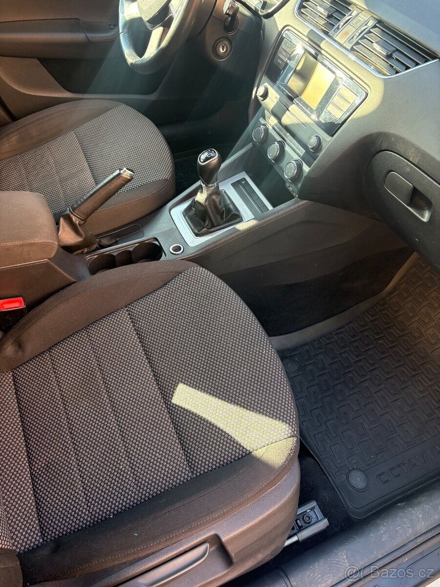 Škoda Octavia Kombi 0,0 77 kw