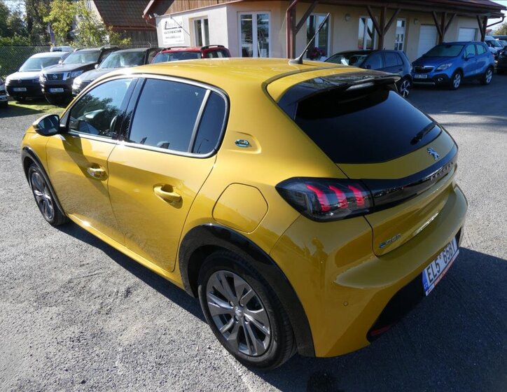 Peugeot 208 Hatchback 0,0 100 kw