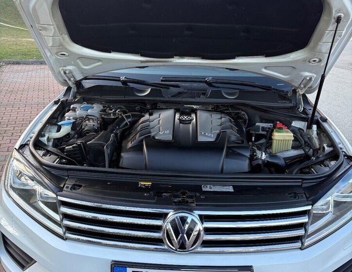 Volkswagen Touareg SUV / Terénní 0,0 193 kw