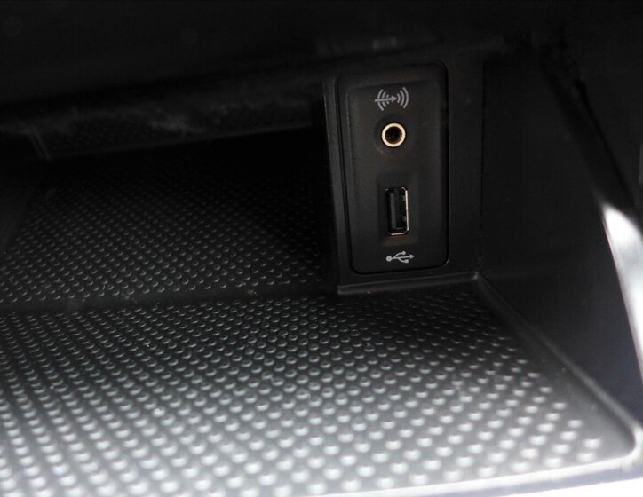 Volkswagen Golf Hatchback 1,2 l 63 kw