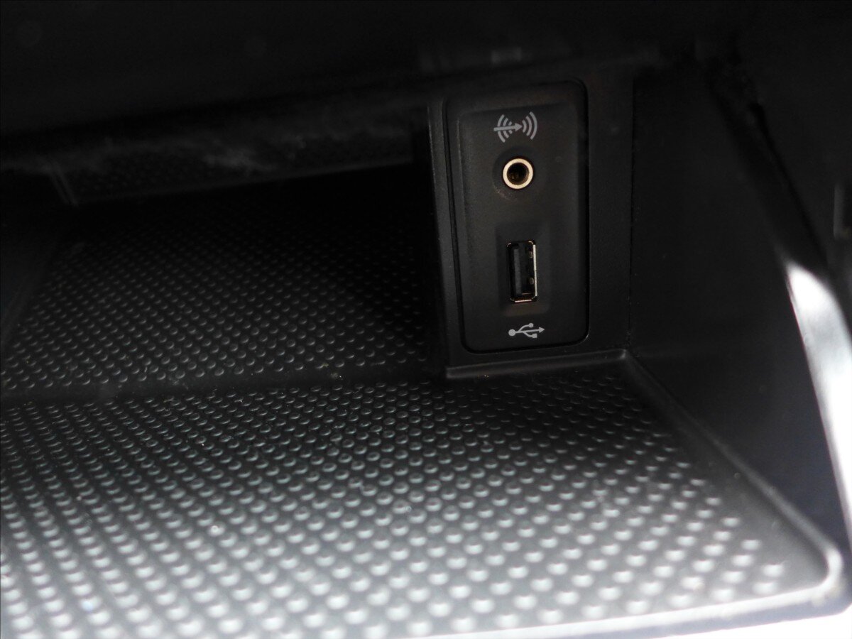 Volkswagen Golf Hatchback 1,2 l 63 kw