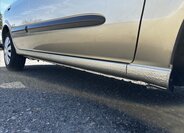 Nissan Almera Hatchback 1,5 l 72 kw