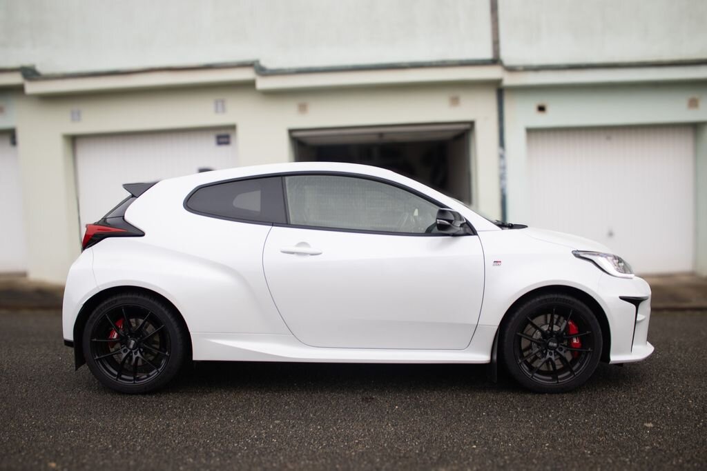 Toyota Yaris Hatchback 1,6 l 192 kw