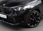 BMW X2 SUV 2,0 l 221 kw