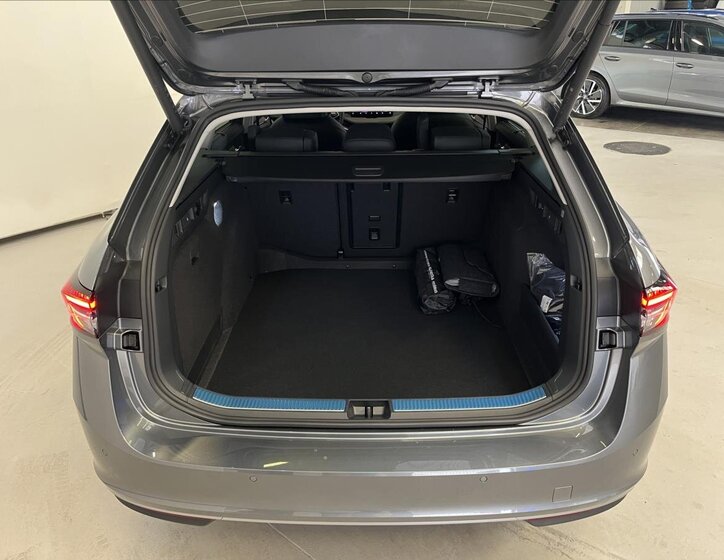 Škoda Superb Kombi 2,0 l 195 kw