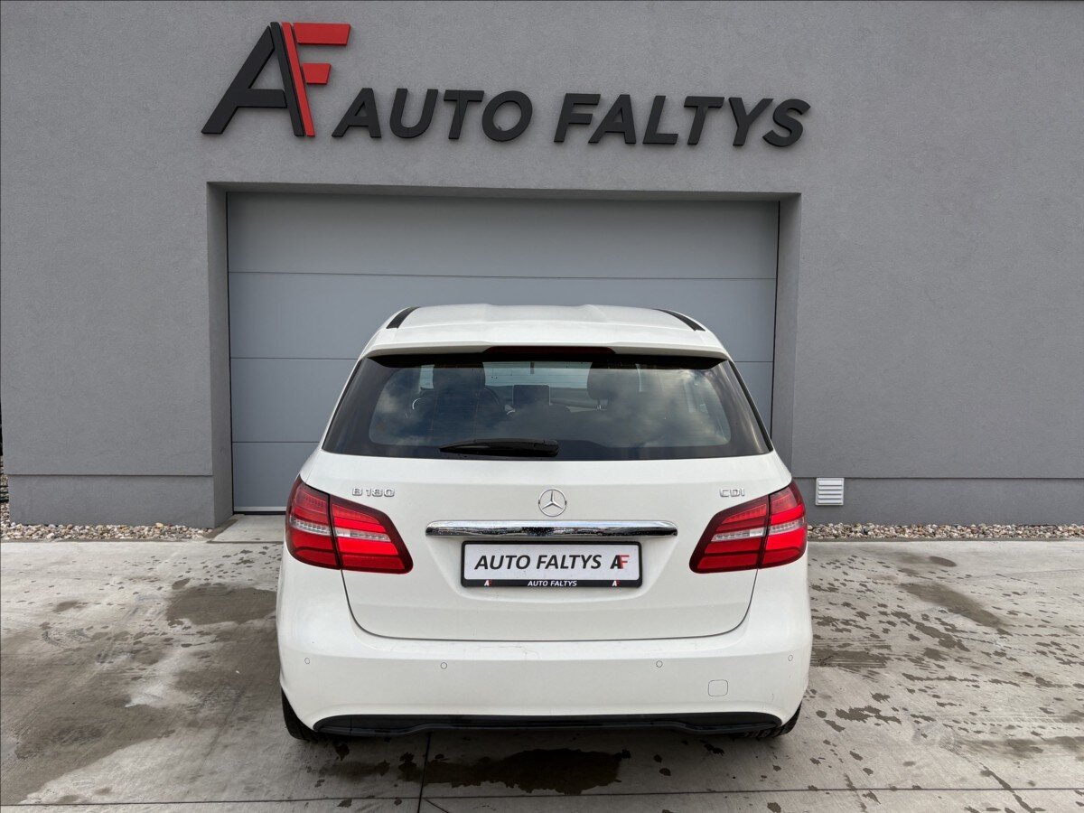 Mercedes-Benz Třídy B Kombi 1,5 l 80 kw