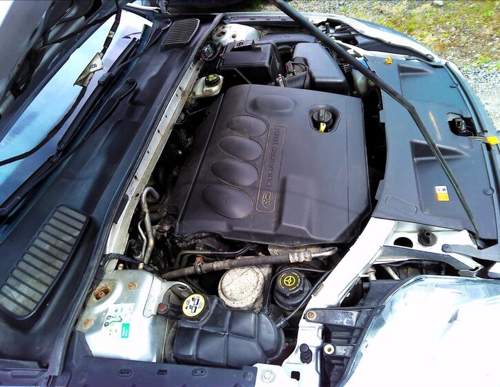 Ford Mondeo Kombi 2,0 l 103 kw