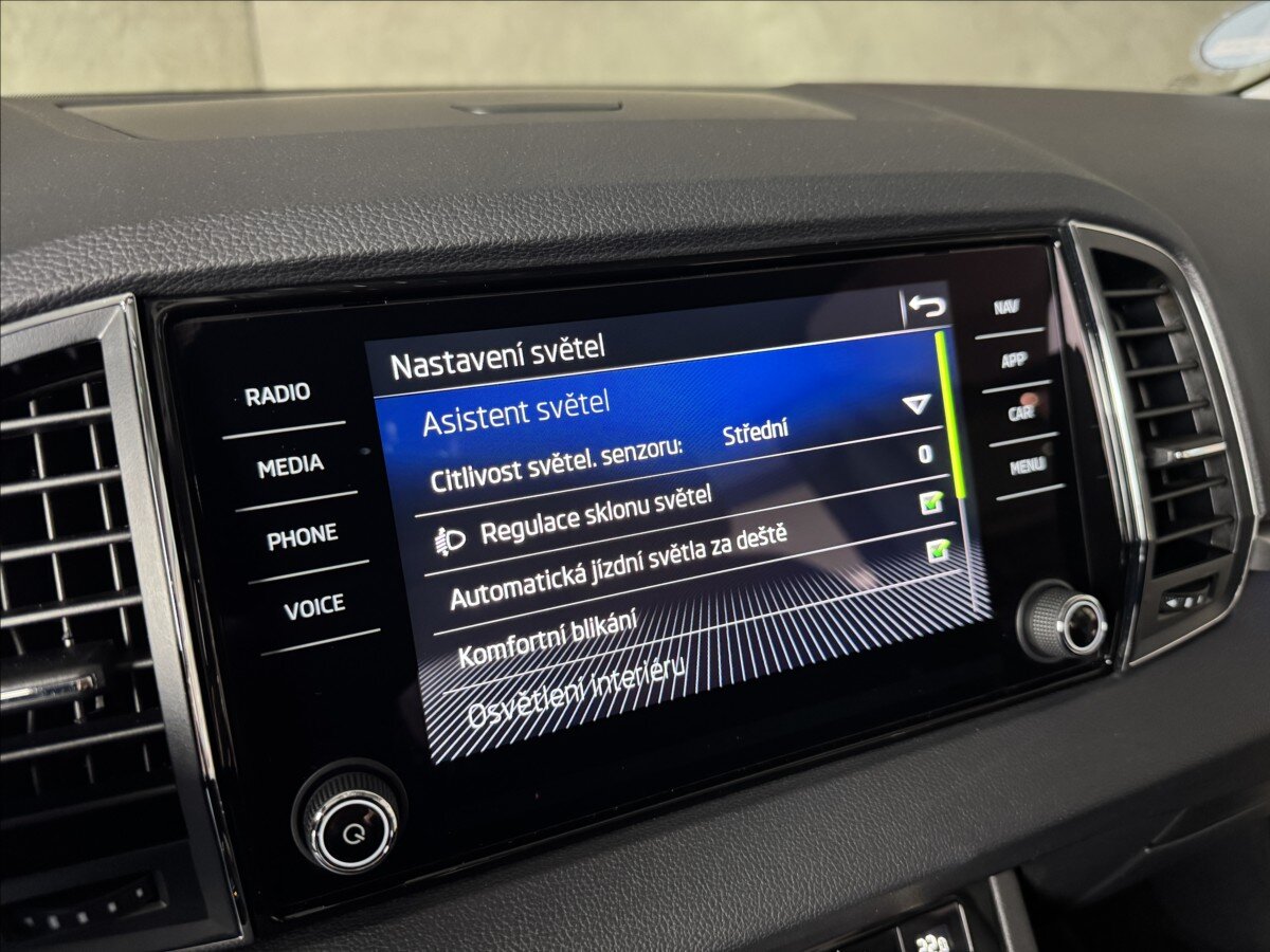 Škoda Karoq SUV 1,5 l 110 kw