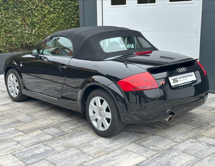 Audi TT Kabriolet 1,8 l 110 kw