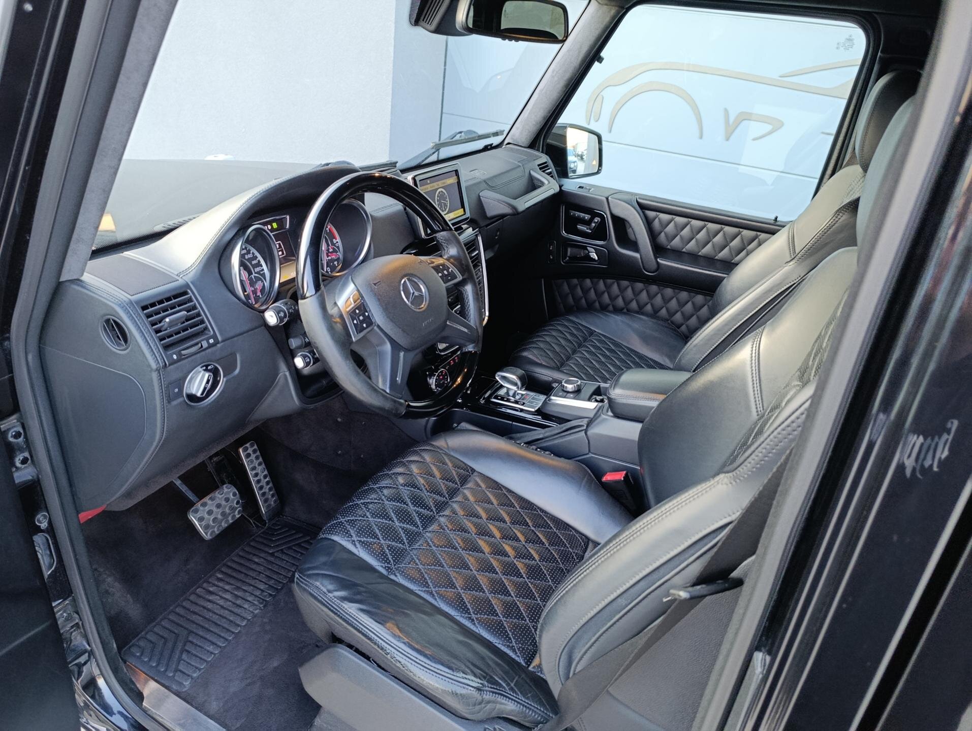 Mercedes-Benz Třídy G SUV / Terénní 5,5 l 400 kw