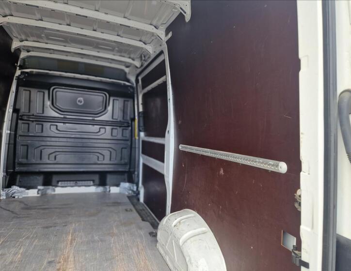 Volkswagen Crafter 14