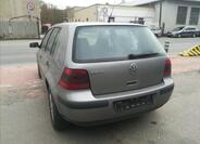 Volkswagen Golf 10