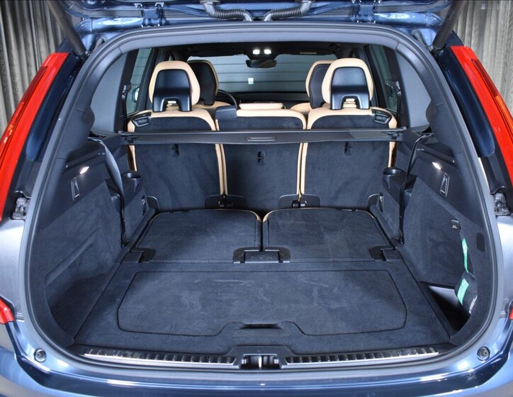 Volvo XC90 SUV 2,0 l 173 kw