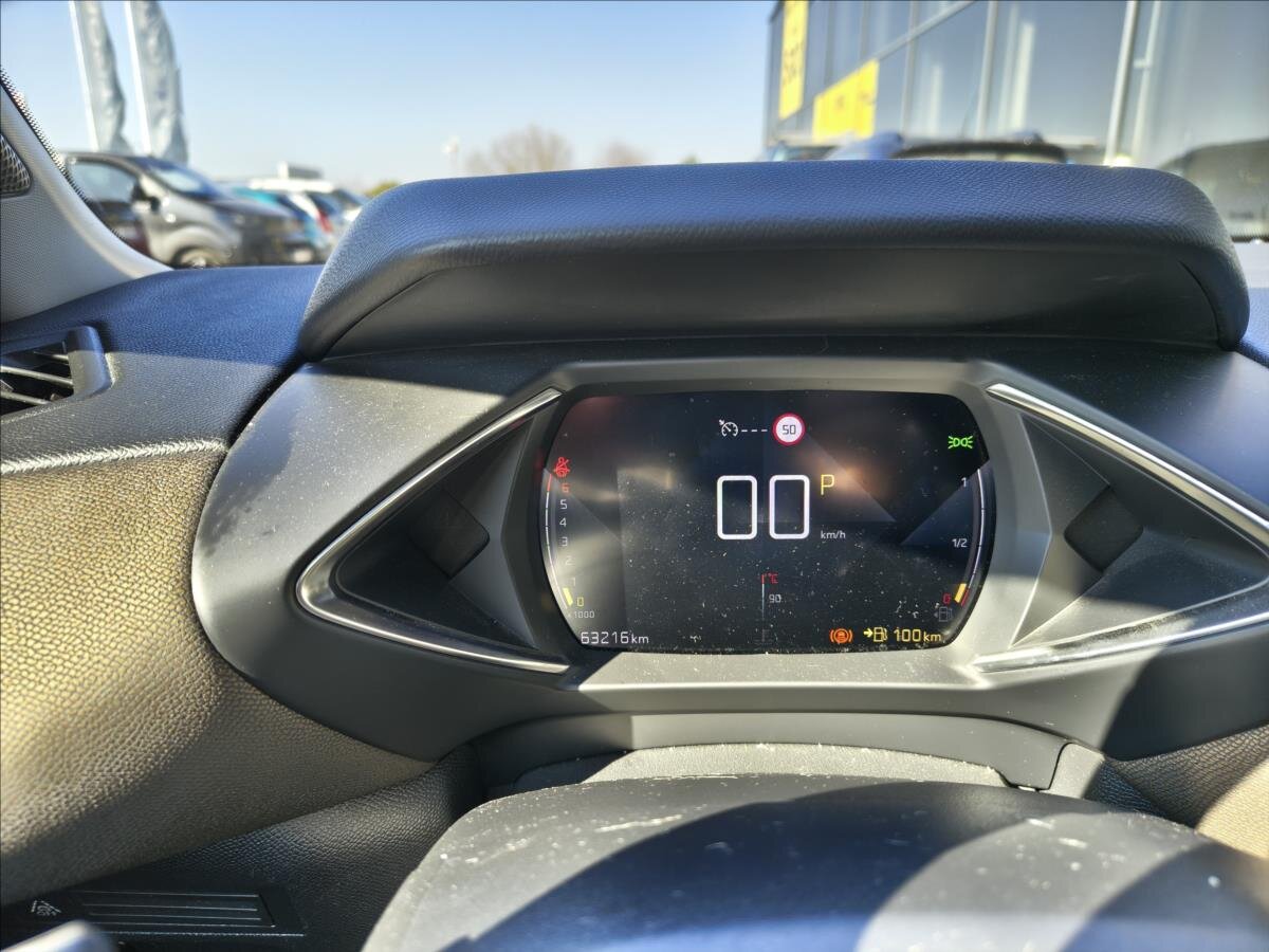 DS Automobiles DS3 Crossback Hatchback 1,2 l 114 kw