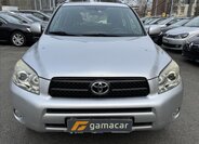 Toyota RAV4 SUV 2,2 l 100 kw