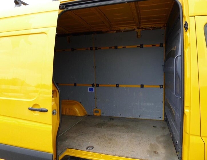 Mercedes-Benz Sprinter Užitková 2,1 l 120 kw
