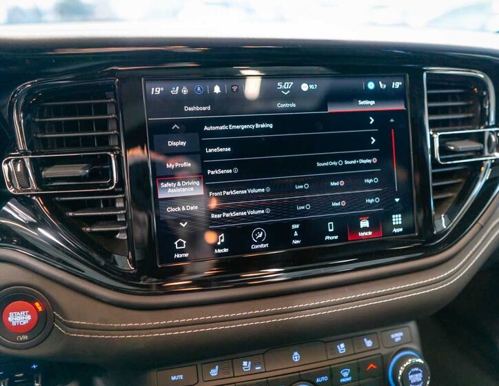 Dodge Durango SUV / Terénní 6,4 l 355 kw