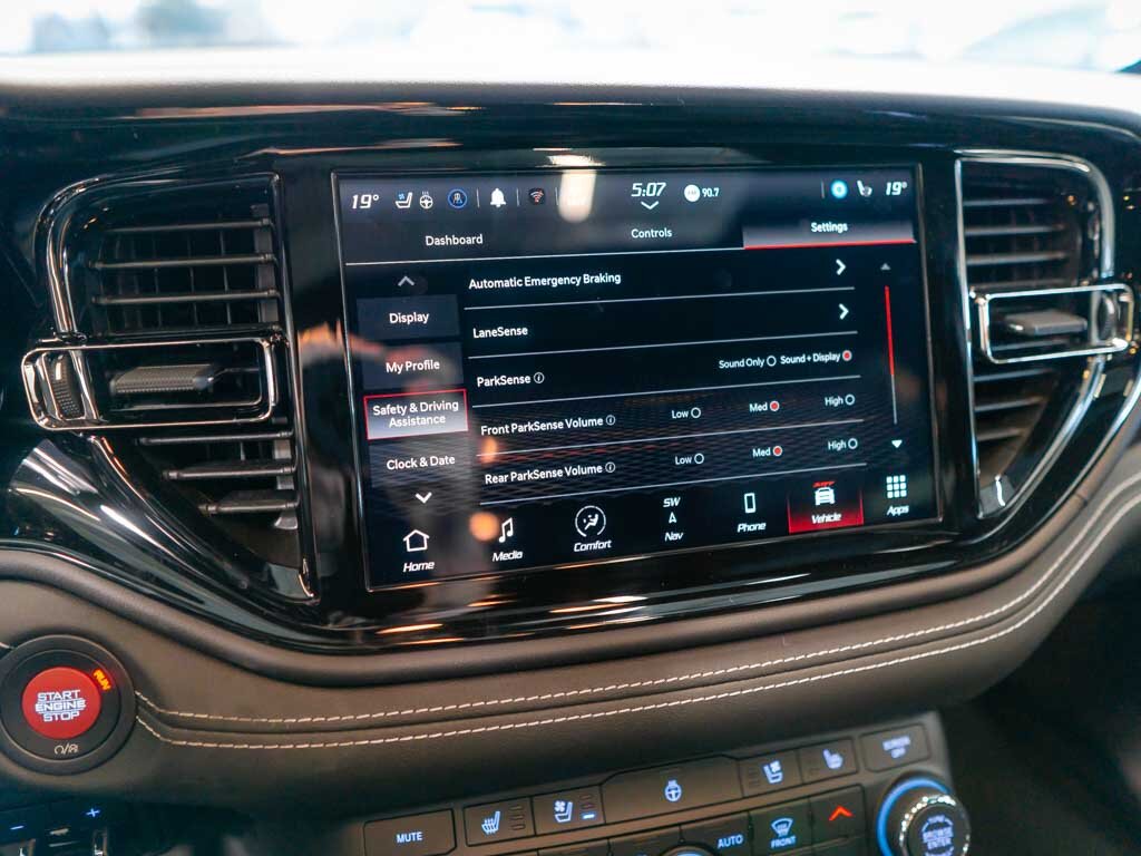 Dodge Durango SUV / Terénní 6,4 l 355 kw