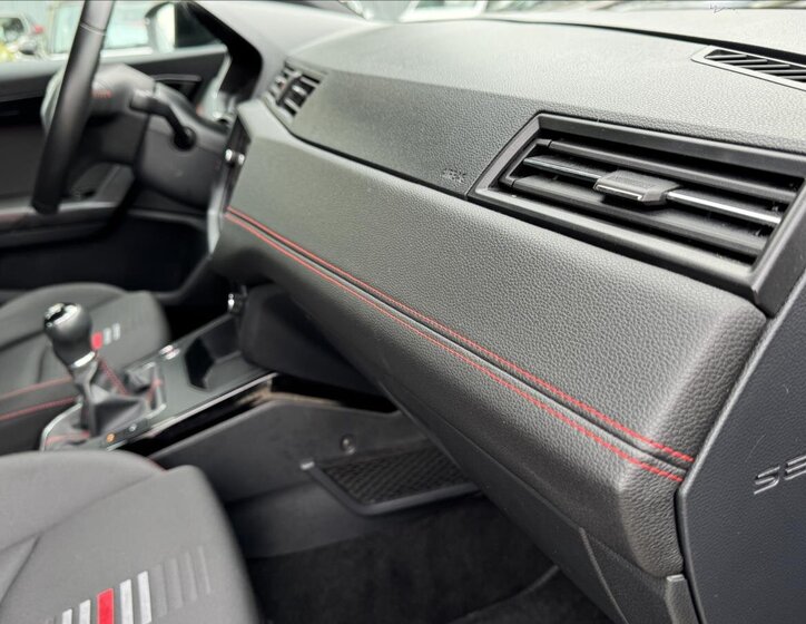 Seat Arona Hatchback 1,6 l 85 kw