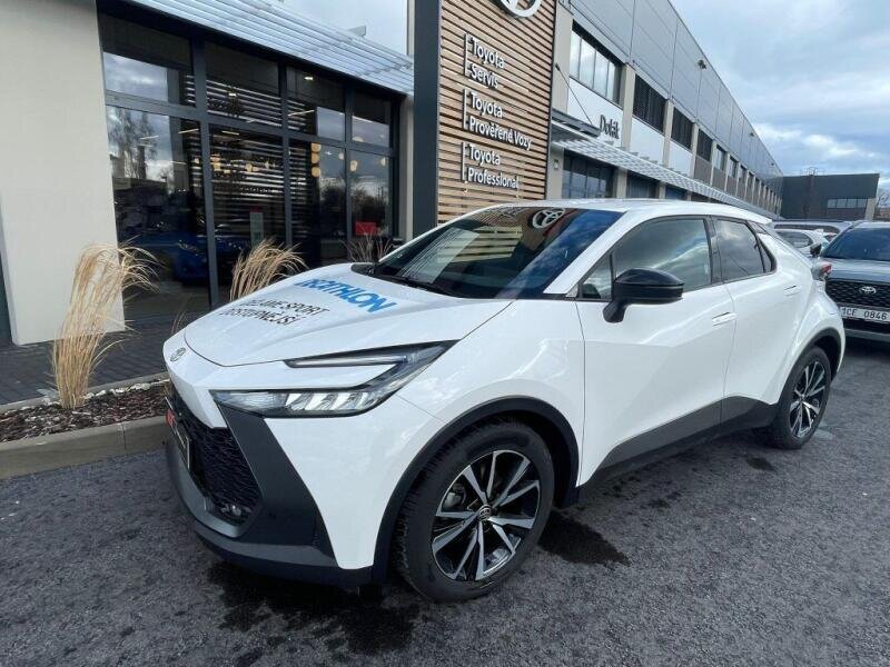 Toyota C-HR SUV / Terénní 1,8 l 98 kw