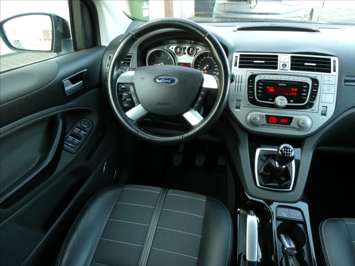 Ford Kuga SUV / Terénní 2,0 l 103 kw