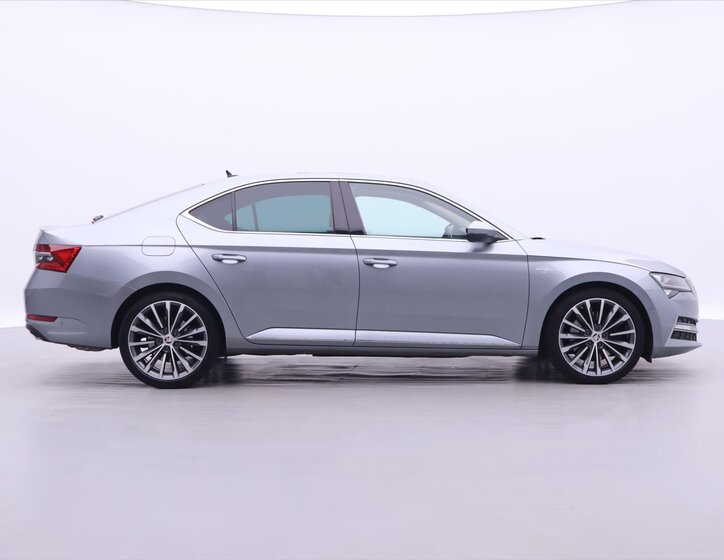 Škoda Superb Liftback 2,0 l 200 kw