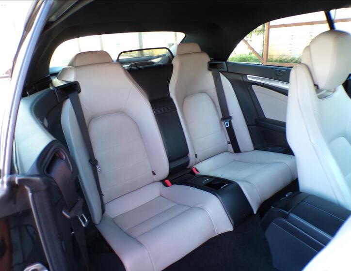 Mercedes-Benz Třídy E 20