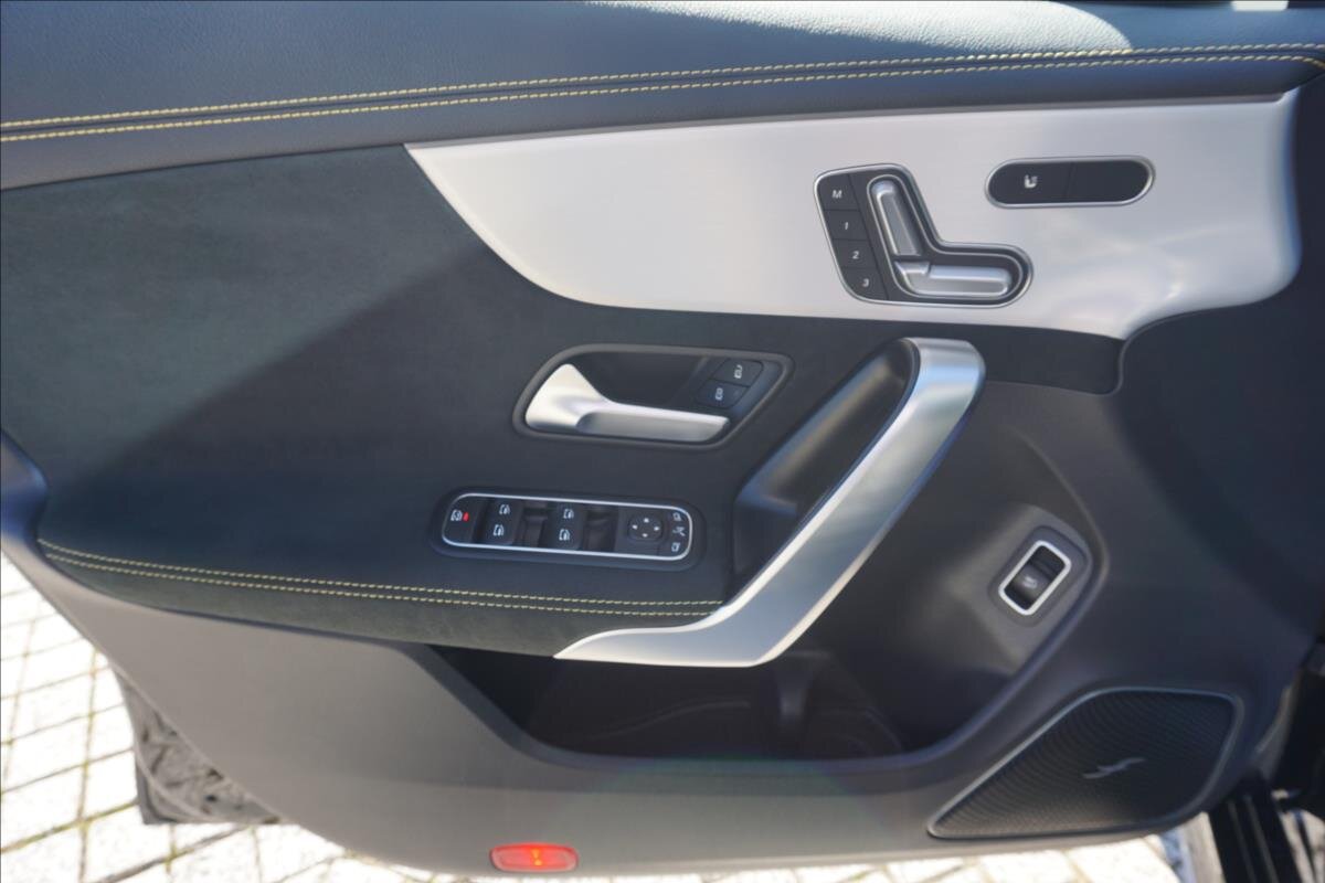 Mercedes-Benz CLA Kombi 2,0 l 310 kw