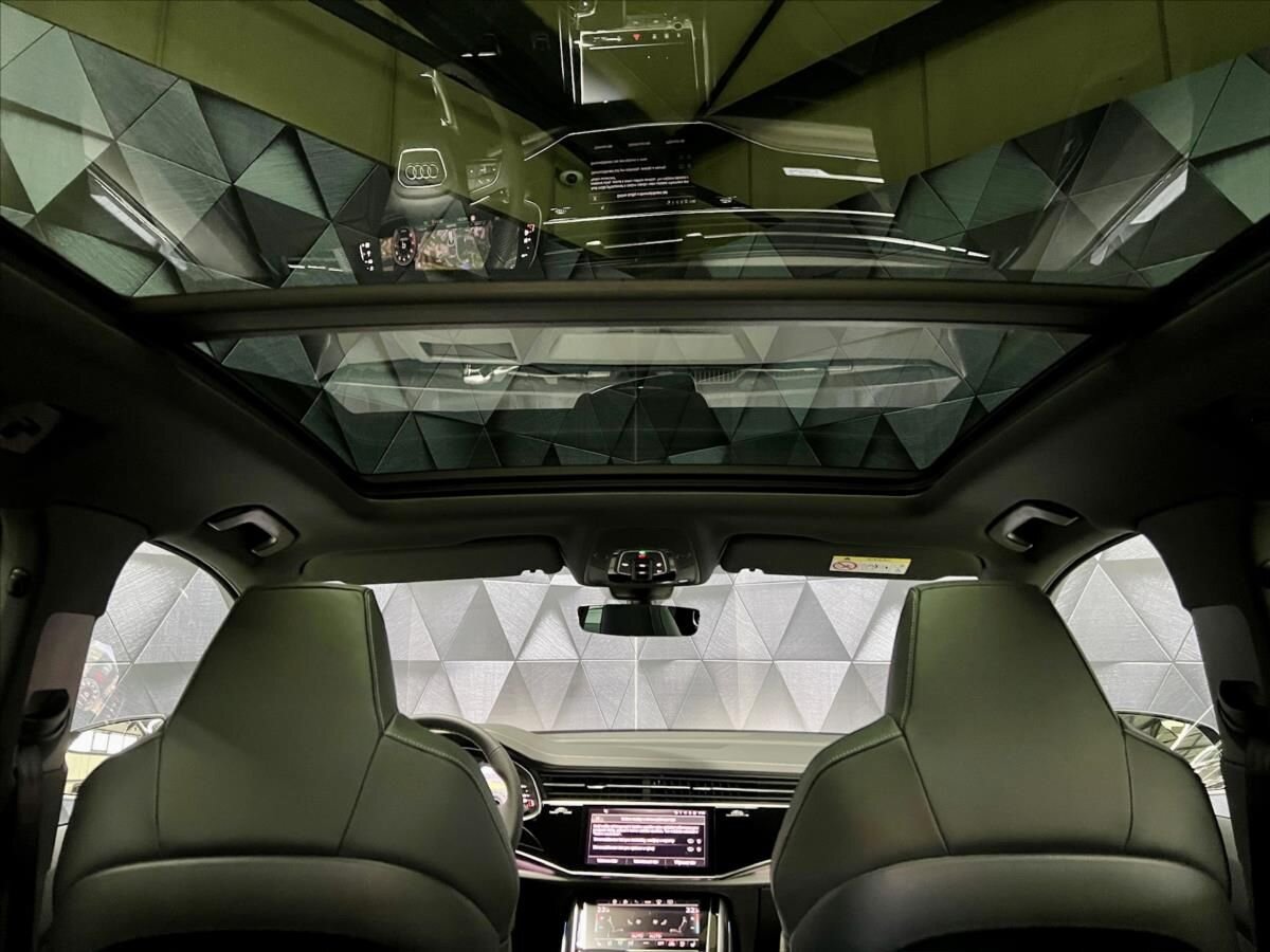 Audi SQ7 SUV / Terénní 4,0 l 373 kw