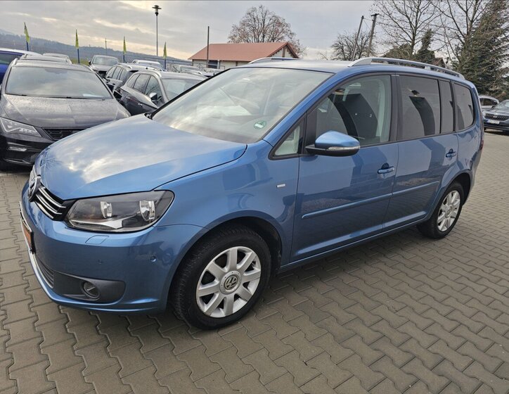 Volkswagen Touran 10