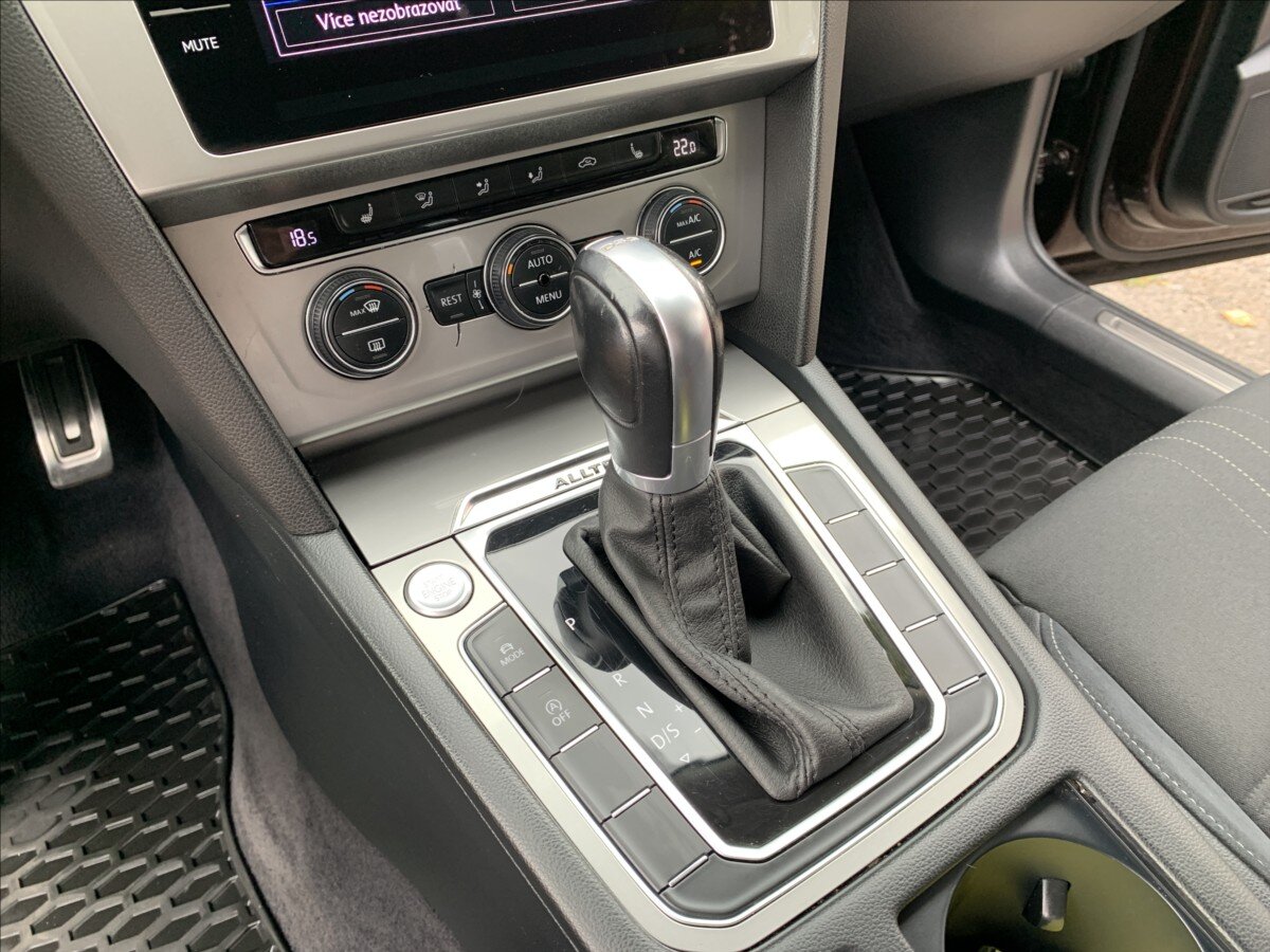 Volkswagen Passat Kombi 2,0 l 140 kw
