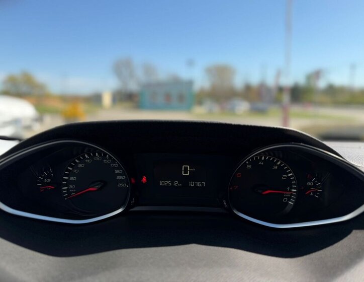 Peugeot 308 Kombi 1,2 l 81 kw