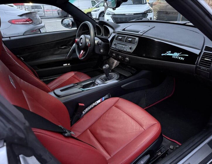 BMW Z4 Kupé 3,0 l 195 kw