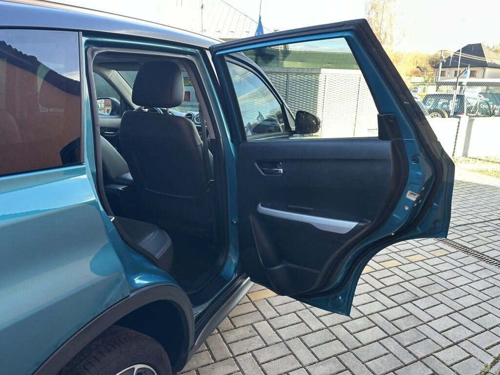 Suzuki Vitara Hatchback 1,6 l 88 kw