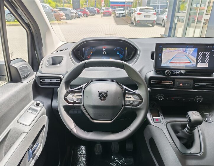 Peugeot Rifter MPV 1,5 l 96 kw