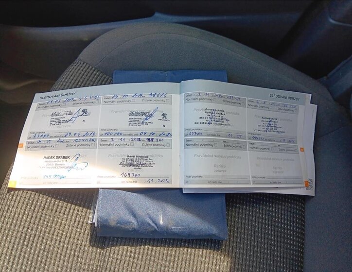 Peugeot 5008 MPV 1,6 l 88 kw