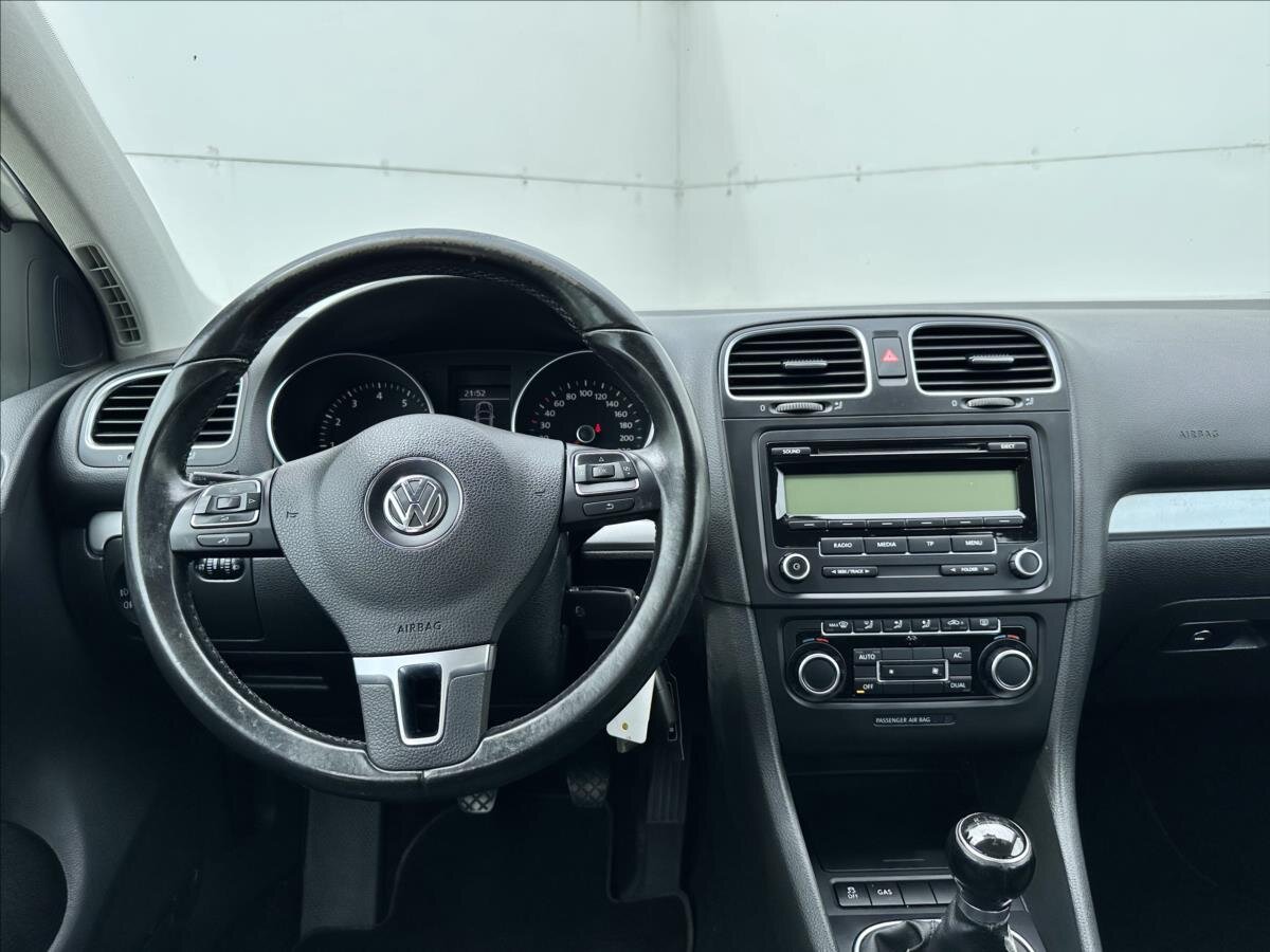 Volkswagen Golf Hatchback 1,6 l 75 kw