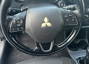 Mitsubishi Outlander SUV / Terénní 2,3 l 110 kw