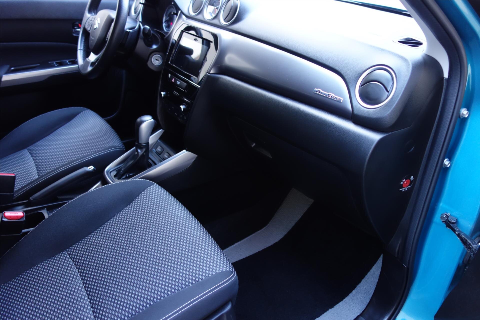 Suzuki Vitara SUV 1,4 l 103 kw