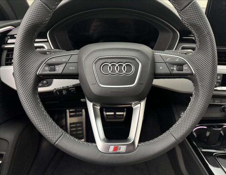 Audi A4 Kombi 2,0 l 150 kw