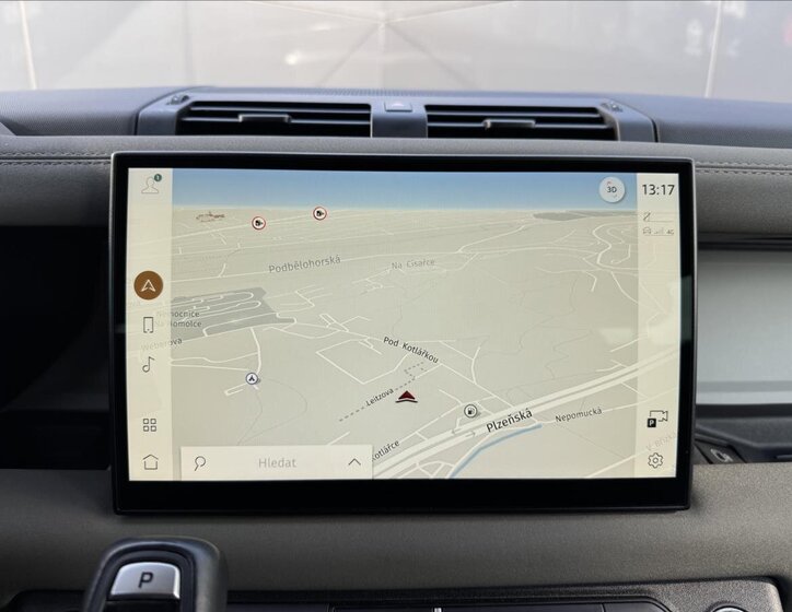 Land Rover Defender SUV 3,0 l 183 kw