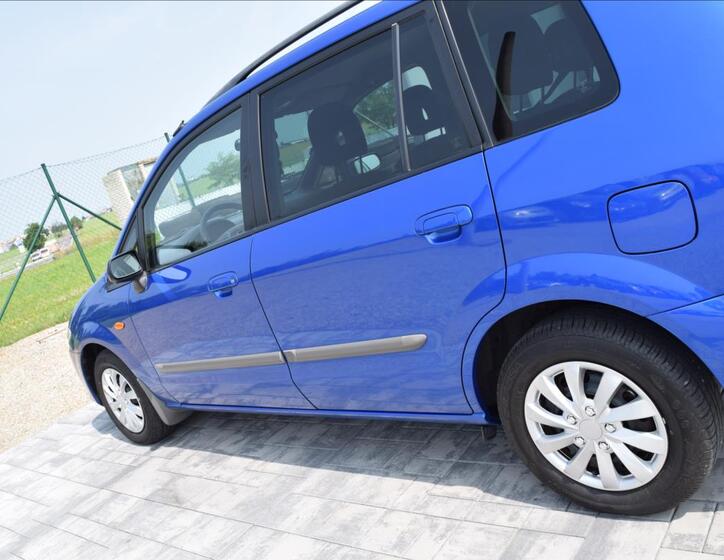 Mazda Premacy 10