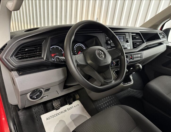 Volkswagen Transporter 16