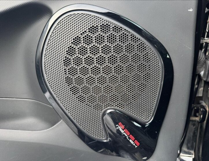 Renault Clio Hatchback 898,0 66 kw