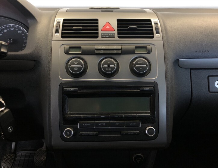 Volkswagen Touran 16