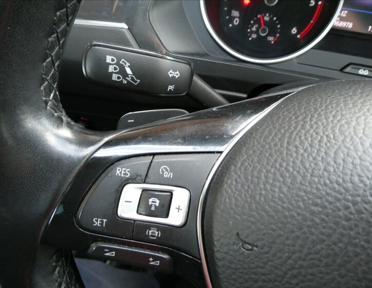 Volkswagen Tiguan Allspace SUV / Terénní 2,0 l 140 kw