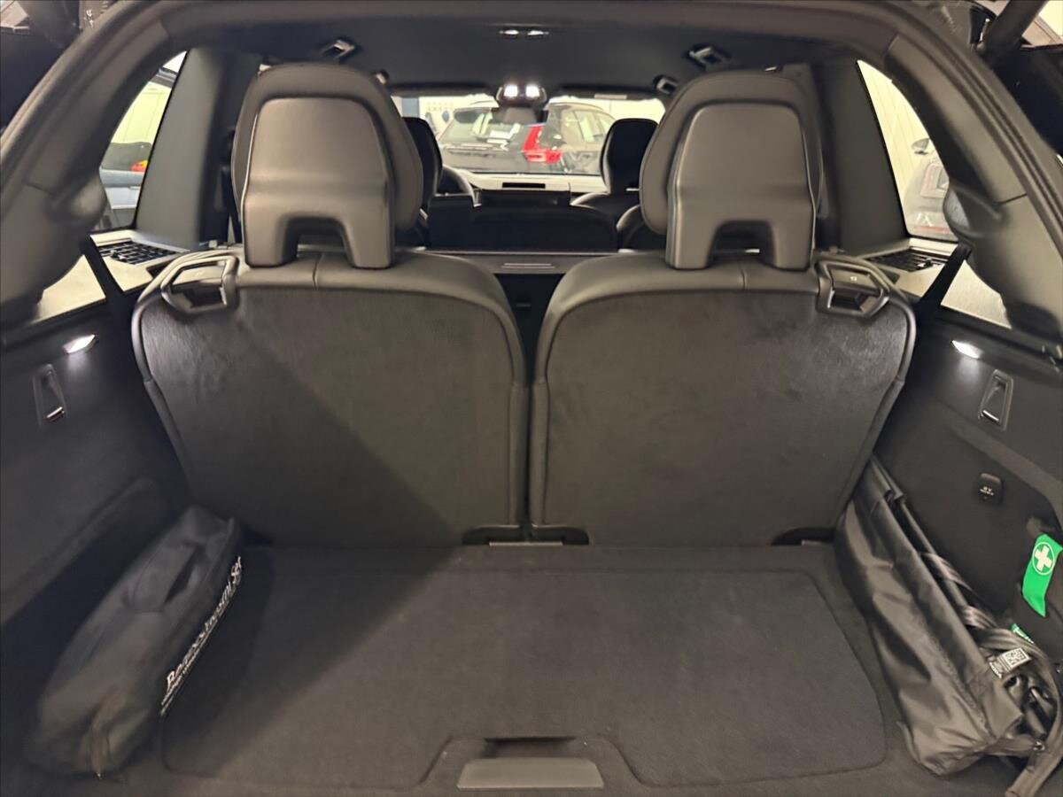 Volvo XC90 SUV / Terénní 2,0 l 184 kw