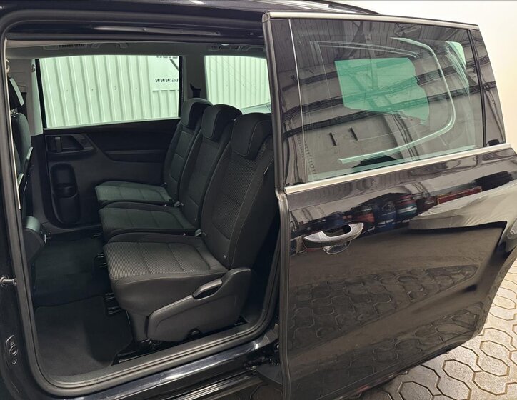 Volkswagen Sharan MPV 2,0 l 110 kw