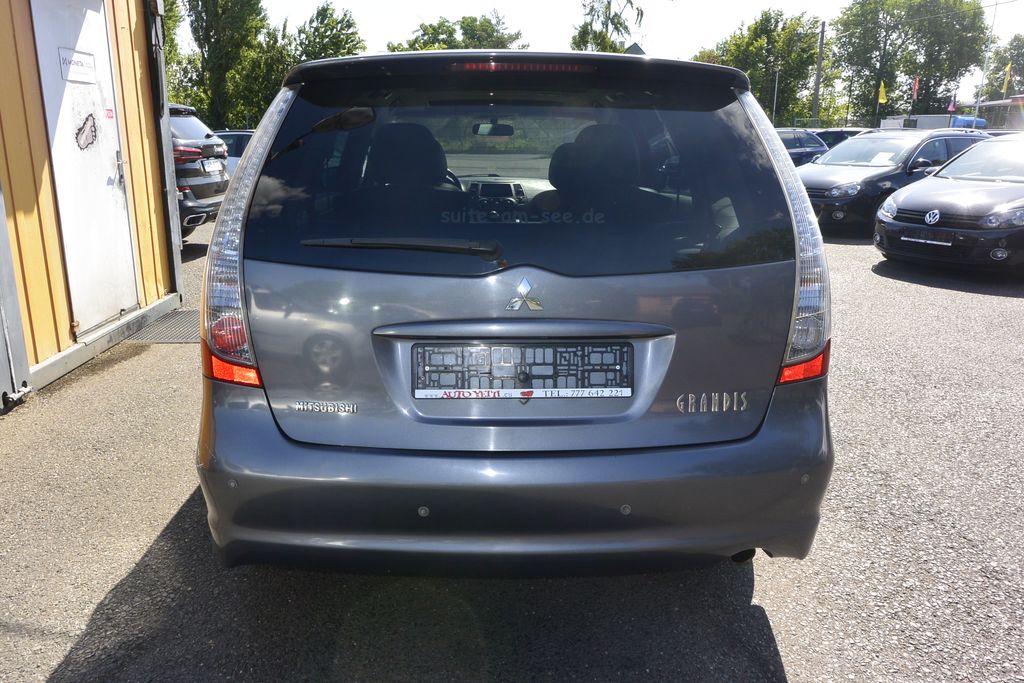 Mitsubishi Grandis